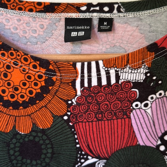 Floral Patterned Marimekko Top - Picture 2 of 3
